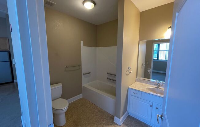 1 bed, 1 bath, 588 sqft, $1,125, Unit Apt 304