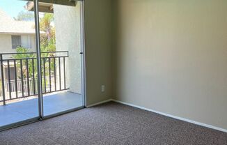 2 beds, 1 bath, 800 sqft, $2,150, Unit 50