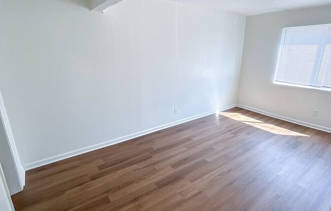 2 beds, 1 bath, 747 sqft, $789, Unit Unit 30