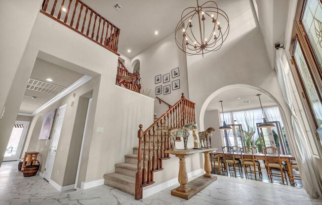 Fully Furnished Estate – Where Privacy Meets Luxury