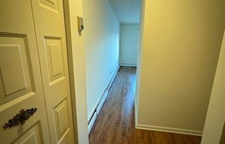 Studio, 1 bath, $1,075, Unit Unit 203