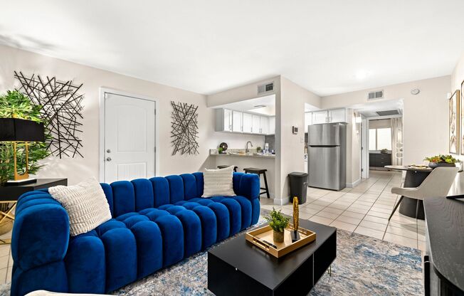 1 bed, 1 bath, 700 sqft, $957, Unit 223