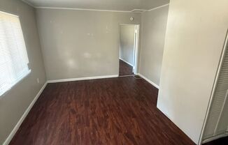 1 bed, 1 bath, $850, Unit 2229 E Monument