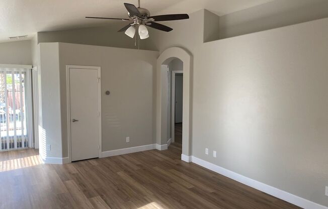 3 bed, 2 bath SFH with pool, N Phoenix