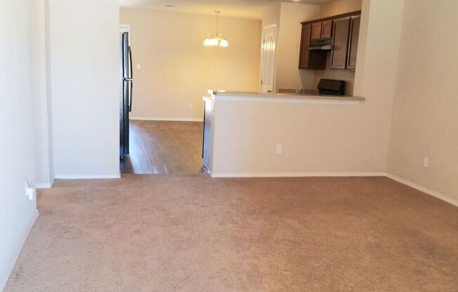 3 beds, 2 baths, $1,550