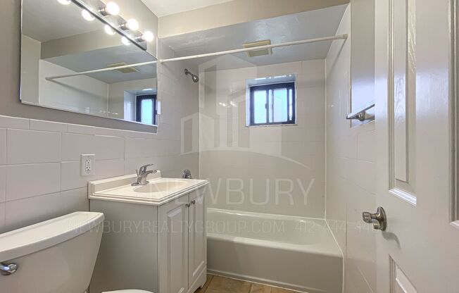 2 beds, 1 bath, 805 sqft, $975, Unit 1848-09