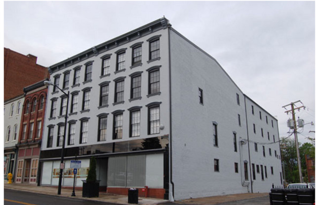 Old Towne Flats