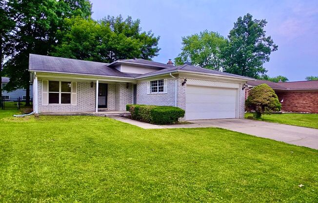 For Lease: Exceptional 3-bedroom, 2-bath tri-level home at 21669 Tulipwood, Woodhaven