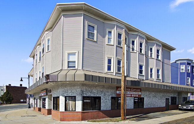 2 WALNUT ST