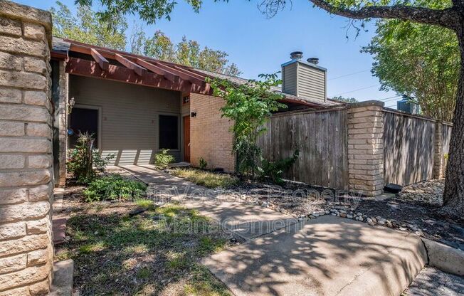 3815 MENCHACA RD