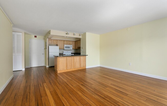 1 bed, 1 bath, 680 sqft, $2,150, Unit G3