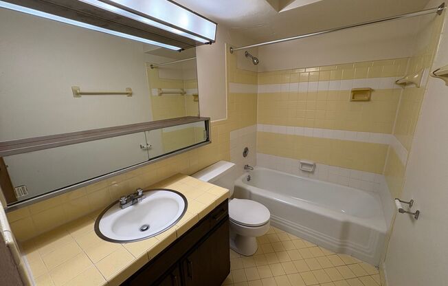 2 beds, 1.5 baths, 820 sqft, $1,450, Unit 501