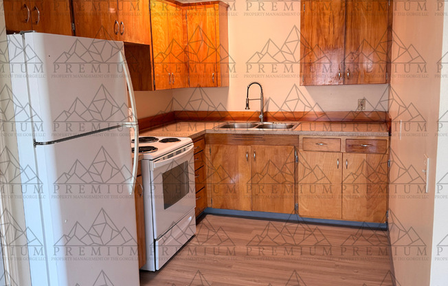 Crown Plaza Apartments