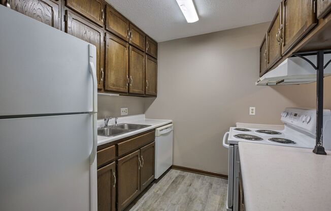 2 beds, 1 bath, 1,000 sqft, $1,075, Unit #102