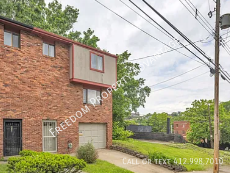 208 ESTELLA AVE