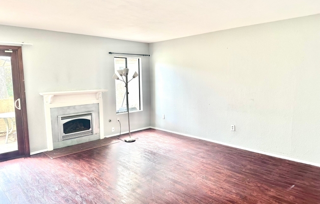 1511 SUNRISE SHADOW CT
