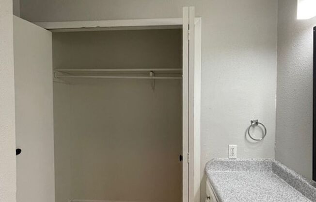 Studio, 1 bath, 455 sqft, $775, Unit 18-1804
