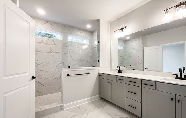 3 beds, 2.5 baths, $2,800