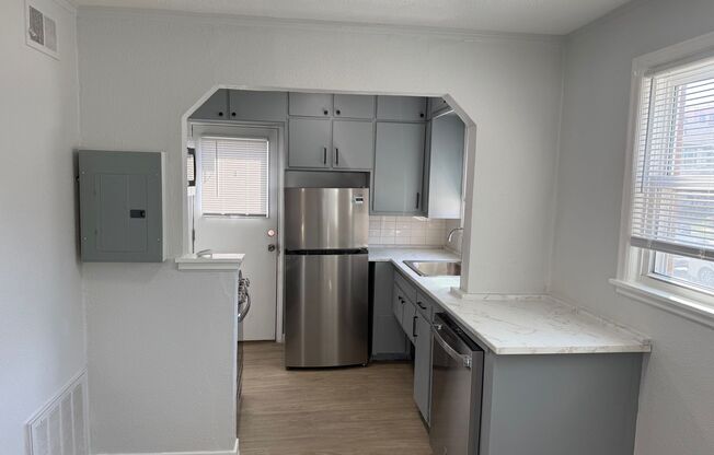 Rose Manor Apartments