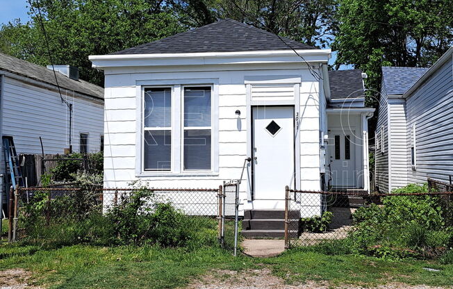 3011 ROWAN ST