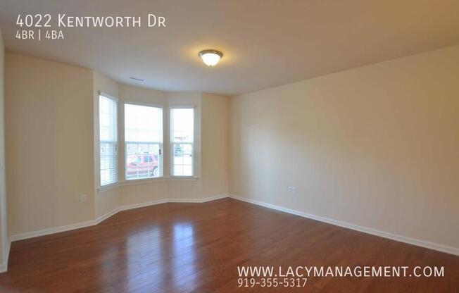 4022 KENTWORTH DR