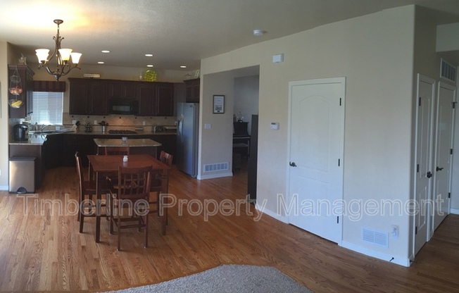 5751 CISCO DR 