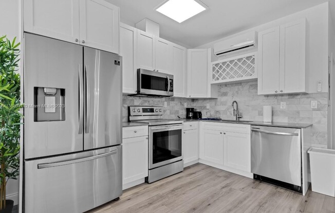 167 NW 38 ST