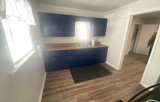 ! This charming one-bedroom oasis is now available, and it comes with a fantastic 2-year lease. Don’t miss your chance to call this delightful space home!