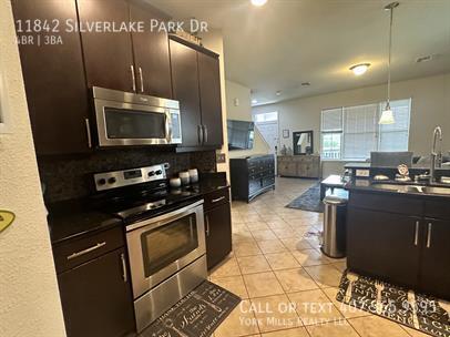 11842 SILVERLAKE PARK DR