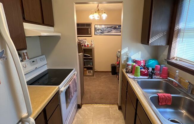 1 bed, 1 bath, $895, Unit A1523-A