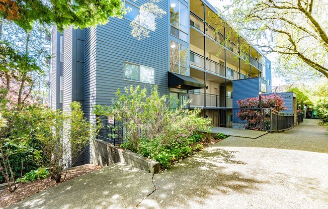 Lakeview Place