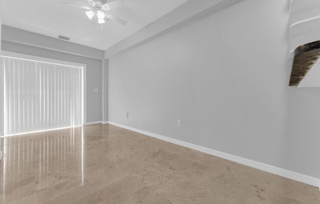 1 bed, 1.5 baths, 693 sqft, $1,950, Unit 208
