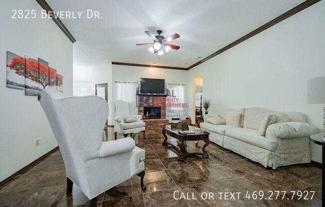 2825 BEVERLY DR