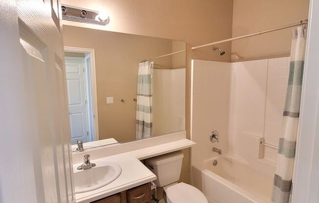 2 beds, 2 baths, $1,925