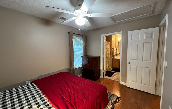 2 beds, 2 baths, $1,400, Unit UNIT 202