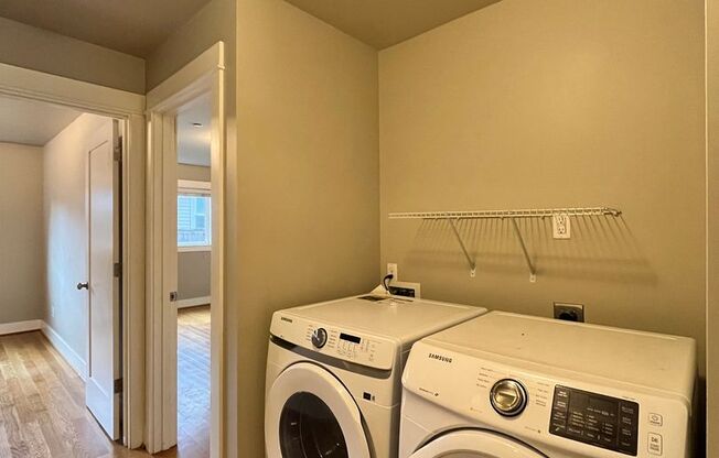 2 beds, 1 bath, $1,995, Unit 3