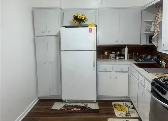 1 bed, 1 bath, 500 sqft, $1,800