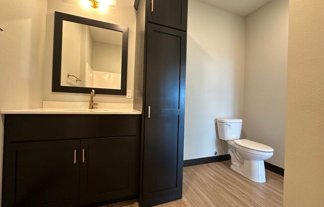 2 beds, 2 baths, 1,000 sqft, $1,850, Unit 302