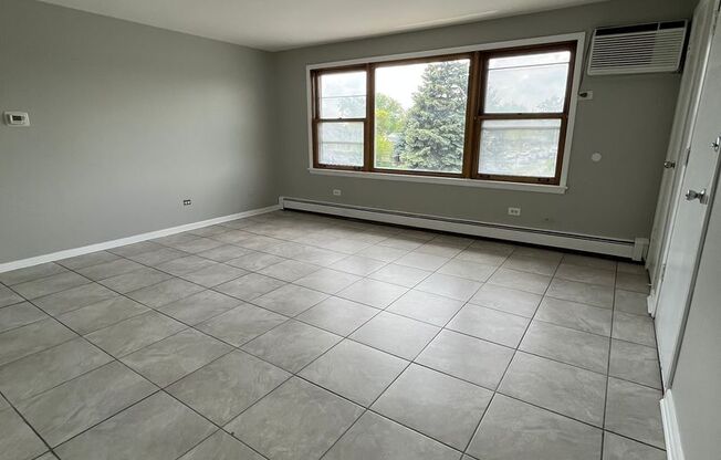 620-628 Sibley Blvd.