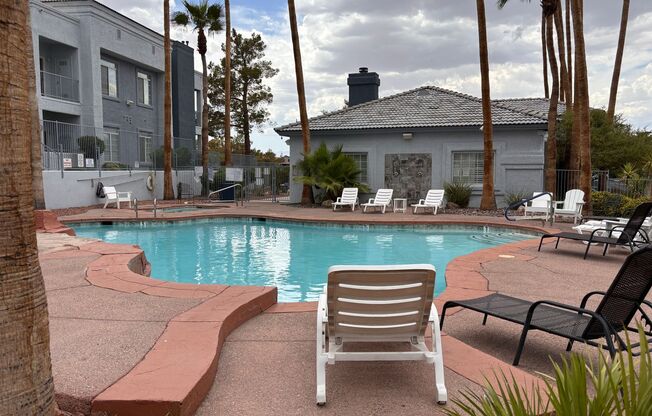 2 beds, 2 baths, $1,495, Unit Unit 724