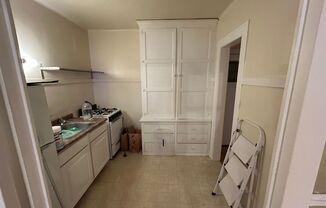 1 bed, 1 bath, $995, Unit 45