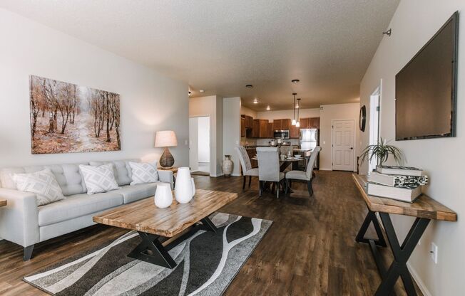 Lakewood Crossing Apartments