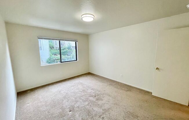 2 beds, 1 bath, $3,675, Unit #7