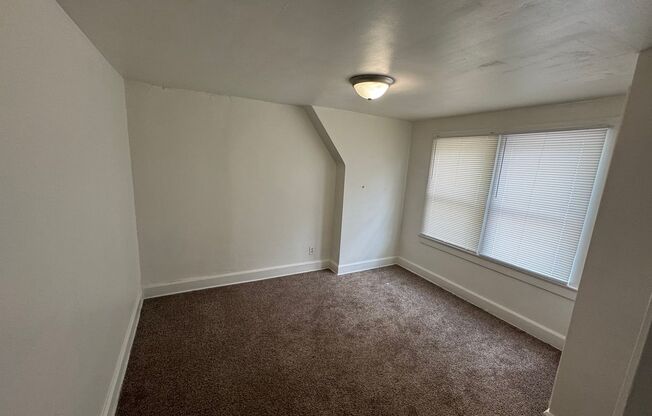 663 Eastmoor Blvd