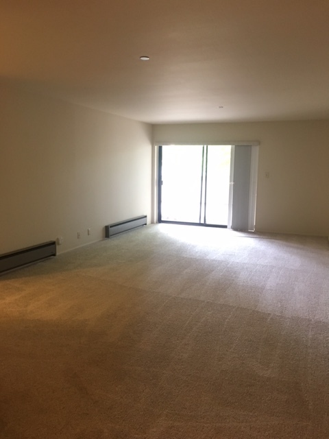 1 bed, 1 bath, 795 sqft, $2,650