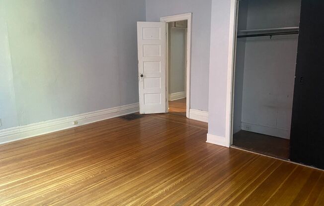 2 beds, 1 bath, $1,300, Unit 1