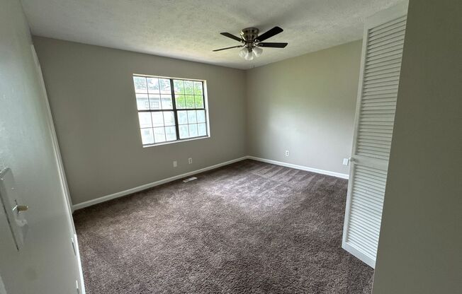 2 Bedroom 2.5 Bath Townhome in Austell!