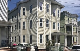 93 Marion St
