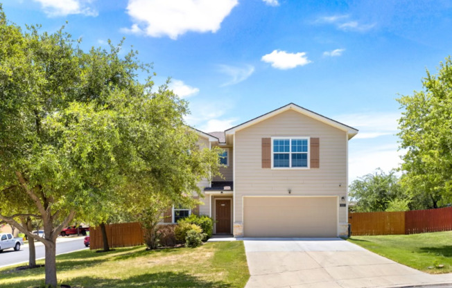 2311 S RIM