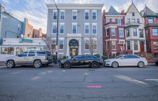 1 bed, 1 bath, $1,895, Unit (#B2)